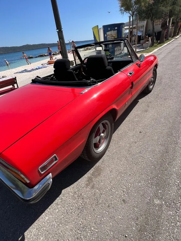 Alfa Romeo Spider
