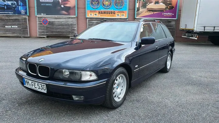 BMW 530