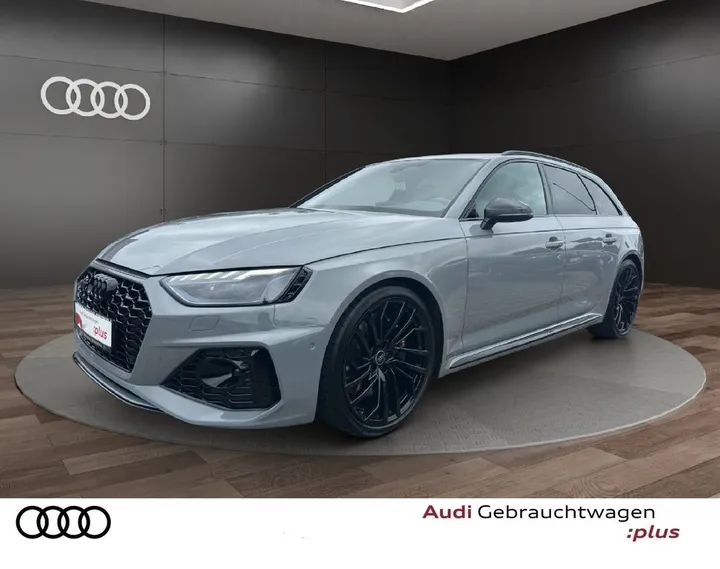 Audi RS4