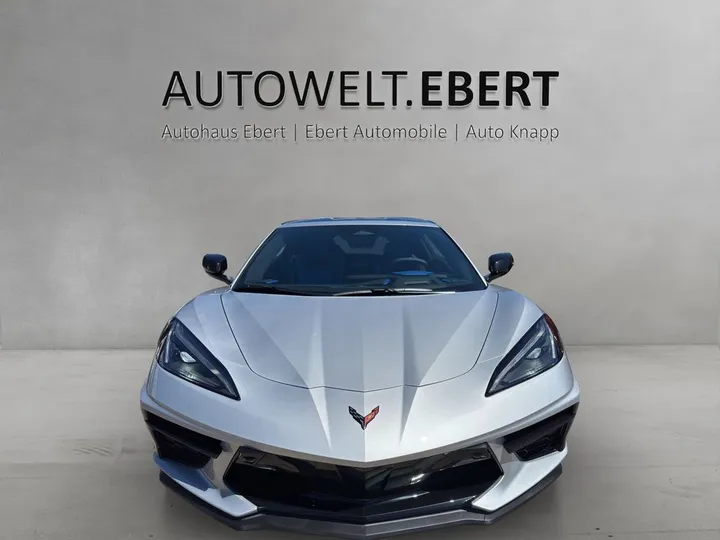 Corvette C8