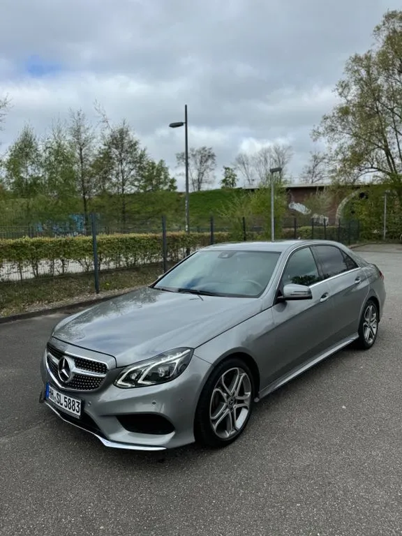 Mercedes-Benz E 200