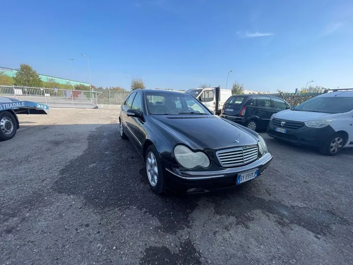 Mercedes-Benz C 320