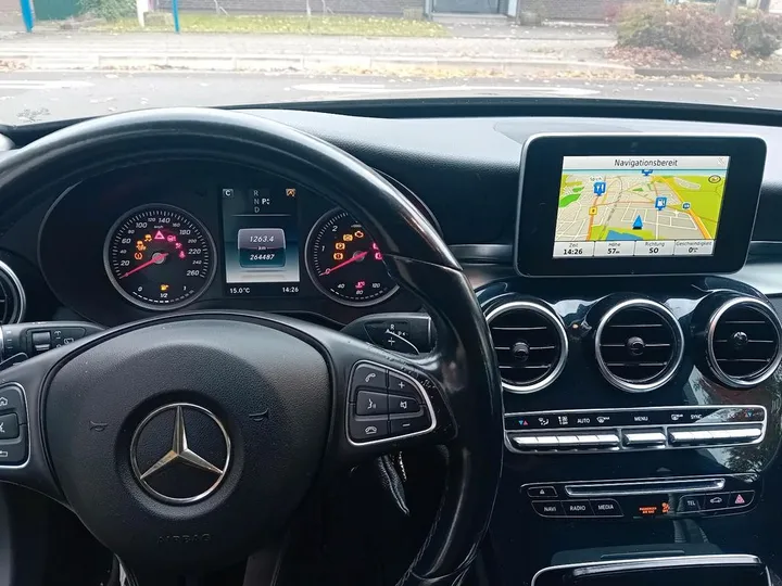 Mercedes-Benz C 200