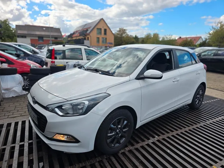 Hyundai i20