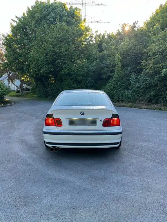 BMW 328