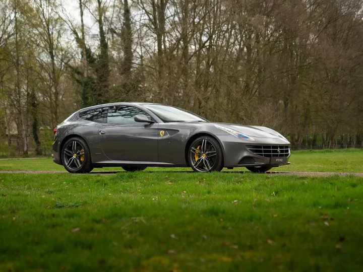 Ferrari FF