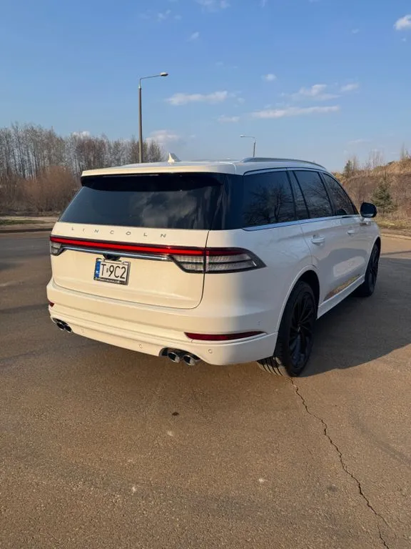 Lincoln Aviator