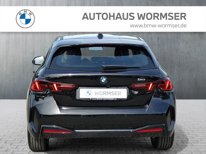 BMW 120