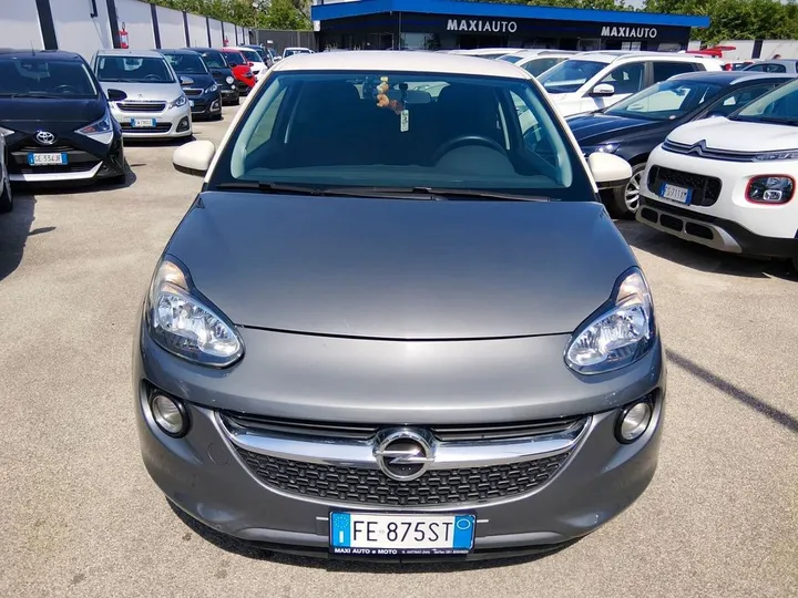 Opel Adam