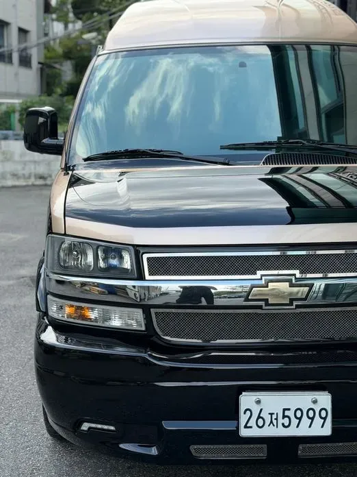 Chevrolet Express Van