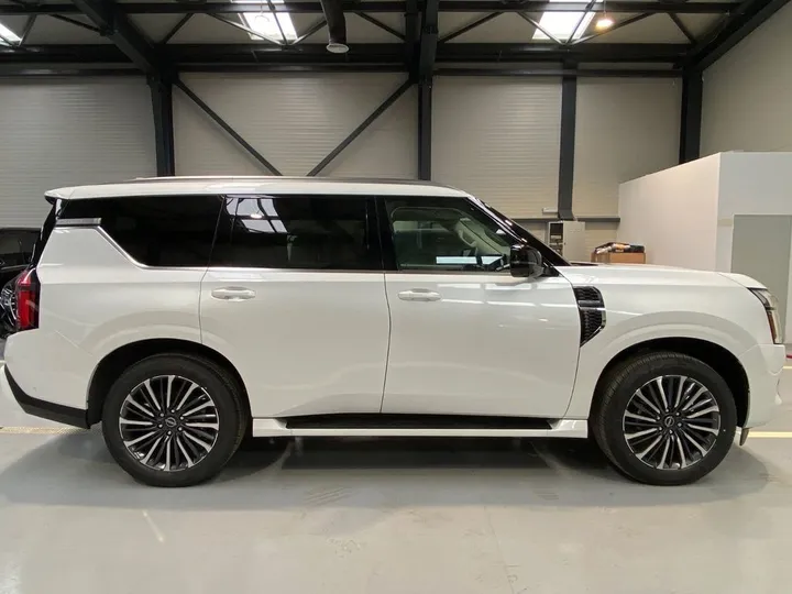 Nissan Armada