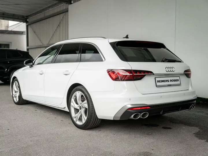 Audi S4