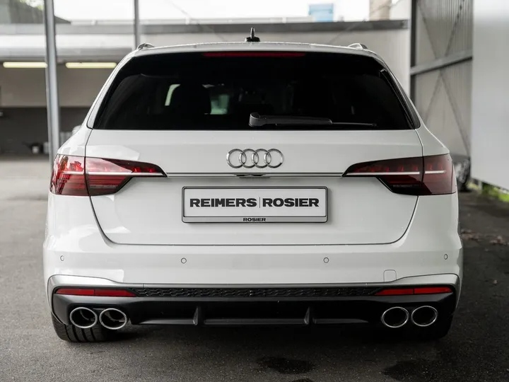 Audi S4