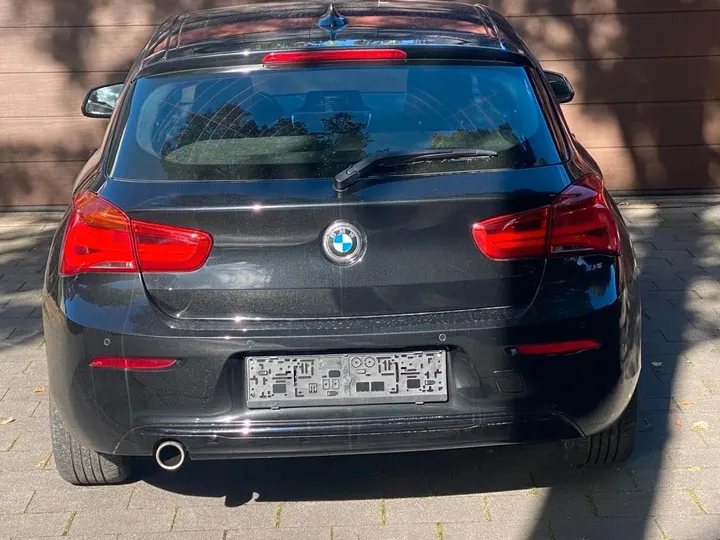 BMW 118