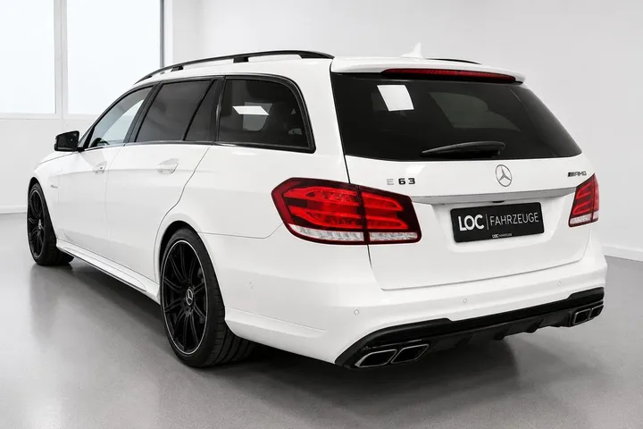 Mercedes-Benz E 63 AMG