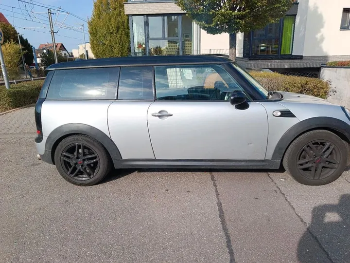 MINI Cooper Clubman