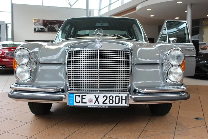 Mercedes-Benz 280