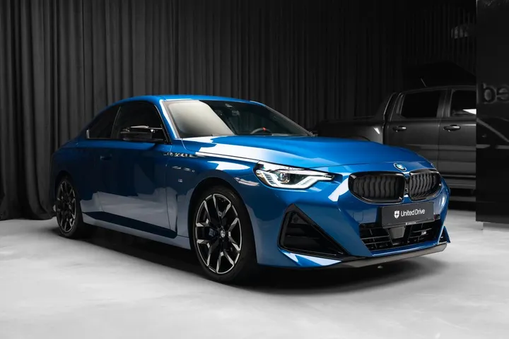 BMW M240i