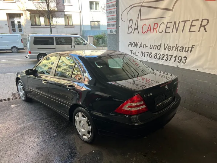Mercedes-Benz C 180