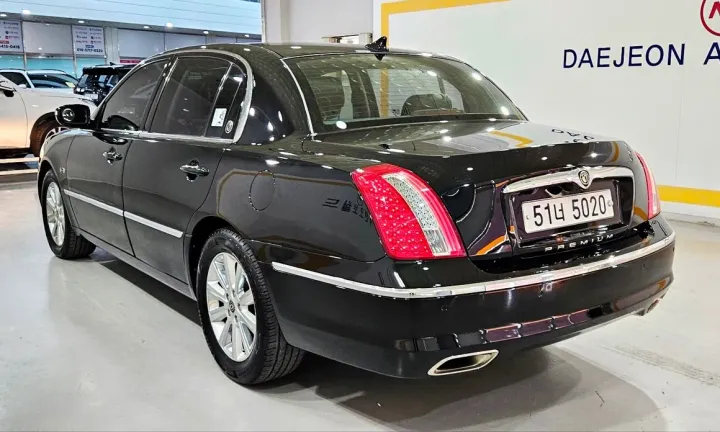Kia OPIRUS