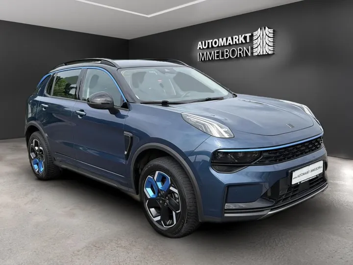 Lynk&Co 01