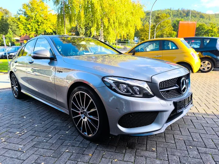 Mercedes-Benz C 400