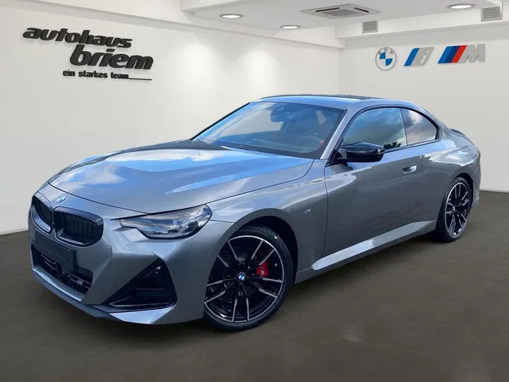 BMW M240i