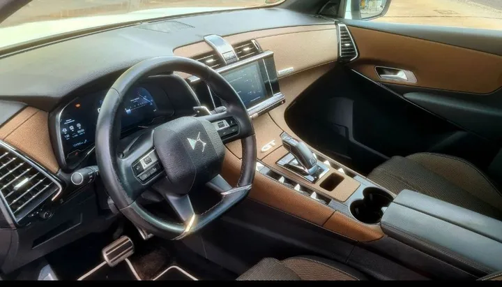 DS Automobiles DS7 (Crossback)