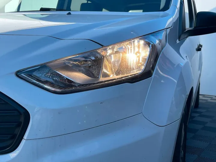 Ford Grand Tourneo