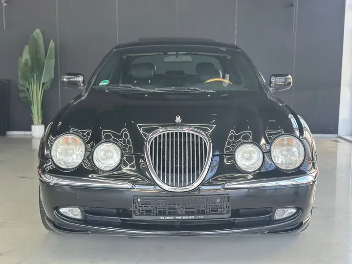 Jaguar S-Type