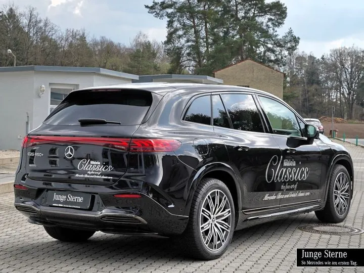 Mercedes-Benz EQS SUV