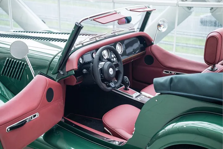 Morgan Plus 4