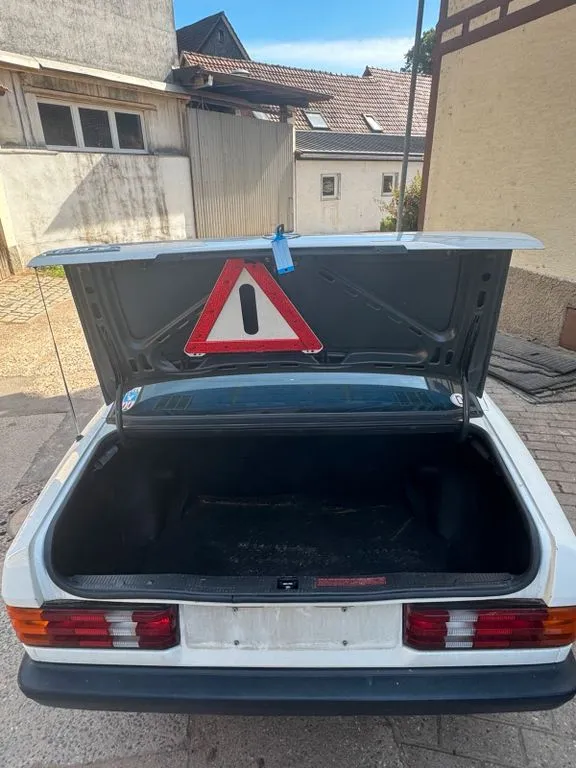 Mercedes-Benz 190