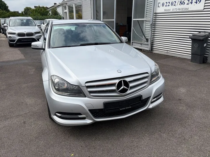 Mercedes-Benz C 200