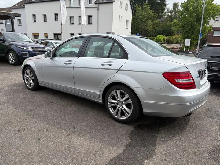 Mercedes-Benz C 200