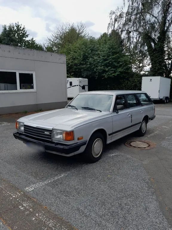 Mazda 929