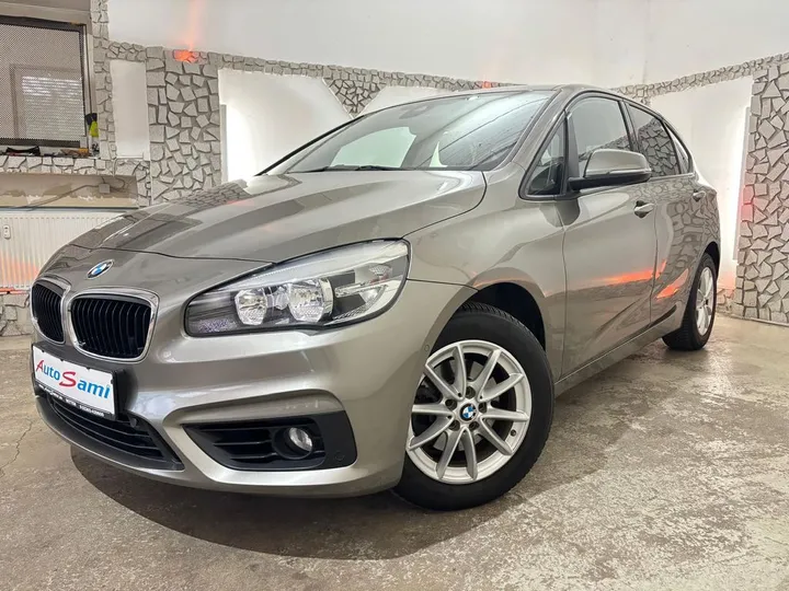 BMW 218