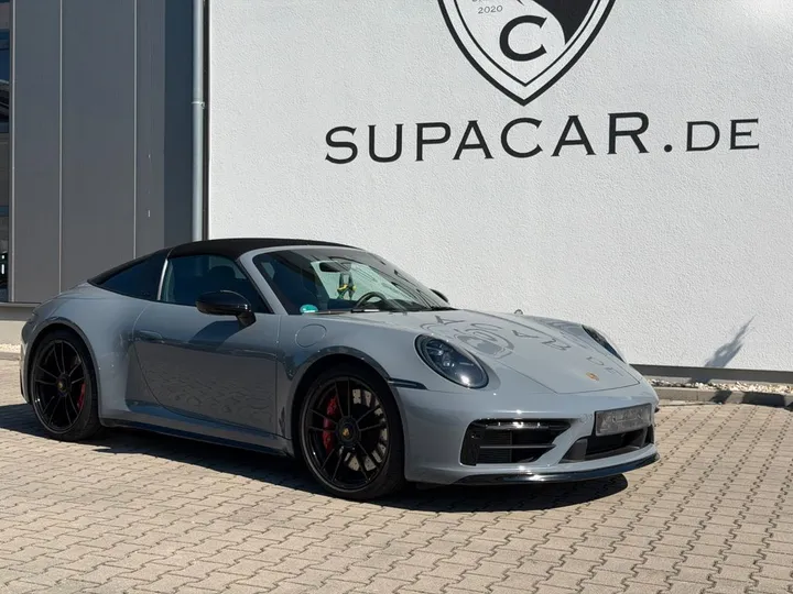 Porsche 992