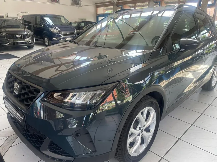 Seat Arona