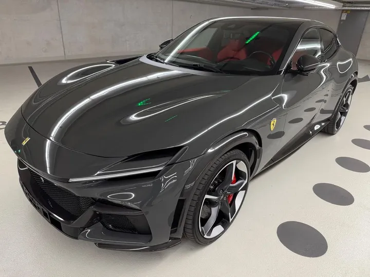 Ferrari Purosangue