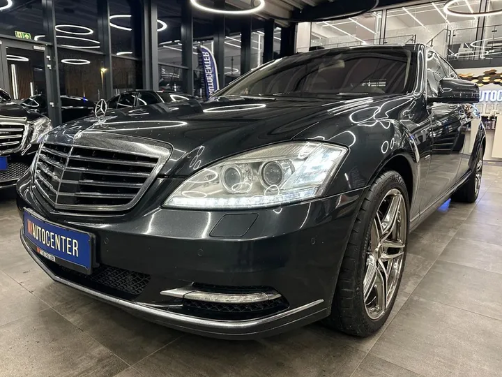 Mercedes-Benz S 500