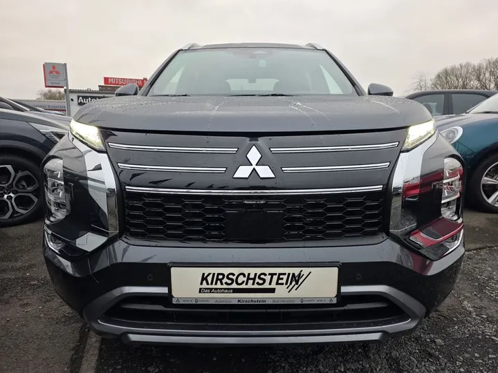 Mitsubishi Plug-in Hybrid Outlander