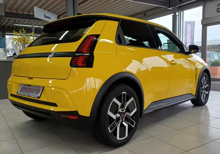 Renault R 5