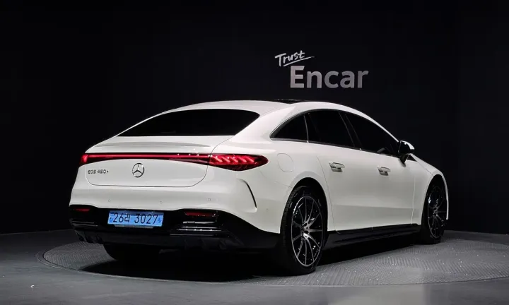 Mercedes-Benz EQS