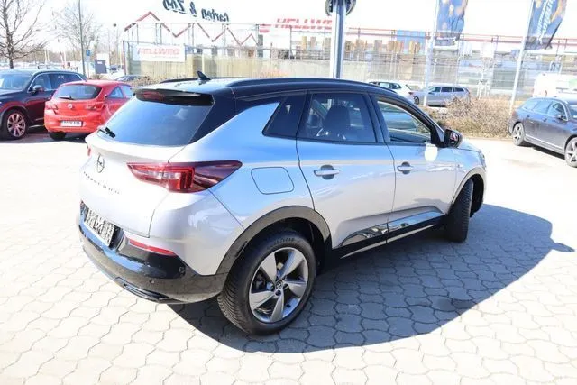 Opel Grandland (X)