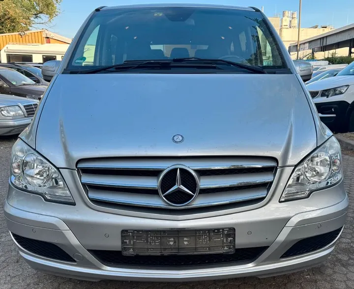 Mercedes-Benz Viano