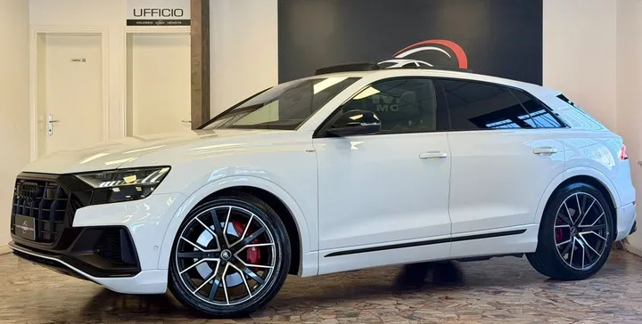 Audi Q8