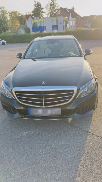 Mercedes-Benz C 220