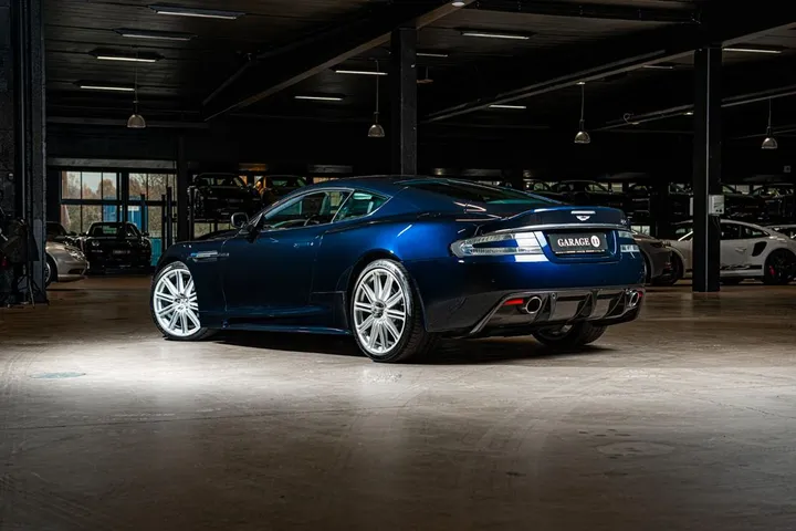 Aston Martin DBS