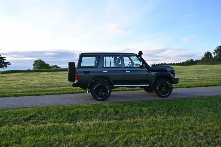 Toyota Land Cruiser